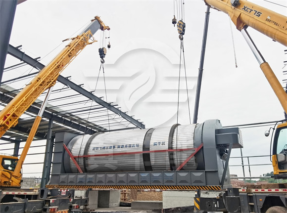 醬油渣烘干機吊裝現場 醬油渣烘干機吊裝現場